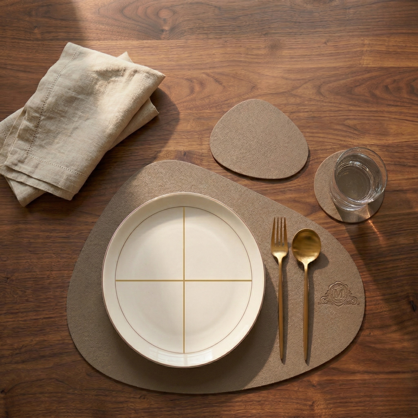 Pebble Leather Placemat Set - Sand Taupe